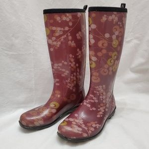 Kamik Burgundy Print☔ Rain Boot ⛈Size 8🌧